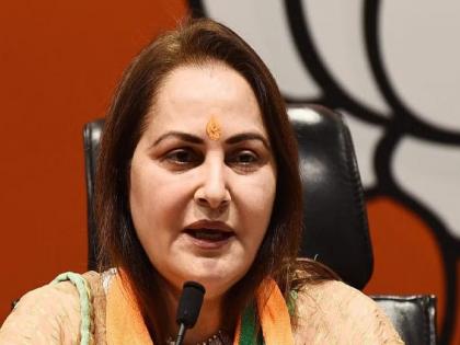 Actress turned ex-MP Jaya Prada faces 6-month jail sentence in unpaid E.S.I scandal | अभिनेत्री आणि माजी खासदार जया प्रदा यांना सहा महिन्यांची शिक्षा, पाच हजारांचा दंडही ठोठावला