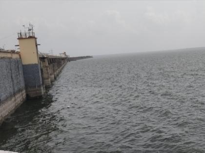 Relief for farmers; Water circulation to be released from Jayakwadi Dam tomorrow for the Kharif season | पावसाच्या प्रतीक्षेतील शेतकऱ्यांना दिलासा; खरीप हंगामासाठी जायकवाडीतून सुटणार आवर्तन Relief for farmers; Water circulation to be released from Jayakwadi Dam tomorrow for the Kharif season | पावसाच्या प्रतीक्षेतील शेतकऱ्यांना दिलासा; खरीप हंगामासाठी जायकवाडीतून सुटणार आवर्तन