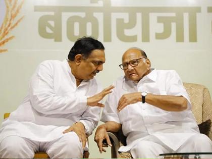 ncp sharad pawar resigns meeting at silver oak jayant patil told about what sharad pawar says | Sharad Pawar: सिल्व्हर ओकवरील बैठकीनंतर शरद पवारांचे मोठे संकेत; जयंत पाटलांनी दिली महत्त्वाची अपडेट