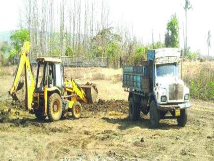 In Murud taluka, the campaign of free-of-charge of the slums has been started | मुरुड तालुक्यात गाळमुक्त धरण अभियान सुरू