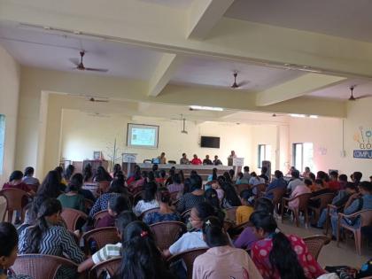 Workshop on 'Constitution and Human Rights' at Veer Wajekar College | वीर वाजेकर महाविद्यालयात 'संविधान व मानवी हक्क' या विषयावर कार्यशाळा 