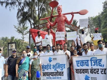 On World Fishermen's Day, citizens will take out a march at the ministry in Mumbai to cancel the expansion port project. | जागतिक मच्छिमार दिनी २१ नोव्हेंबरला केंद्र अन् राज्य सरकार विरोधात मंत्रालयावर आक्रोश मोर्चा