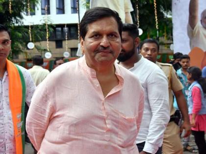 Ransom case against BJP MLA Mangal Prabhat Lodha; Accused of threatening and demanding ransom | भाजपा आमदार मंगलप्रभात लोढा यांच्यावर खंडणीचा गुन्हा; धमकावून खंडणी मागण्याचा आरोप