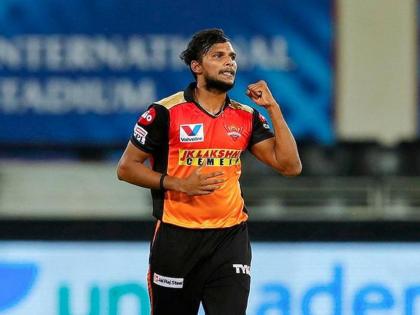 IPL 2021 Breaking: Sunrisers Hyderabad player T Natarajan found COVID positive | IPL 2021 Breaking: बिग ब्रेकिंग! IPL मध्ये पुन्हा कोरोनाचा शिरकाव; सनरायझर्सचा टी. नटराजन पॉझिटिव्ह