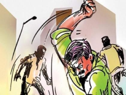 chaos in two groups at Kanhalgaon; Attempted murder of five people | कन्हाळगाव येथे दोन गटात राडा; पाच जणांच्या खुनाचा प्रयत्न