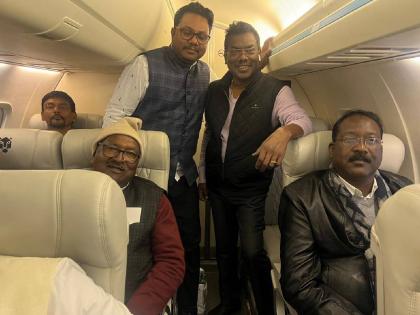 Grand Alliance MLAs from Jharkhand have left for Hyderabad | झारखंमडध्ये राजकीय घडामोडींना वेग! दोन चार्टर्ड विमाने तयार, महाआघाडीचे आमदार हैदराबादला जाणार