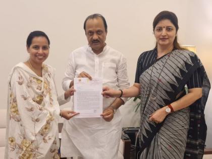 A step towards women's health...; Rupali Chakankar met Deputy CM Ajit Pawar | एक पाऊल महिला आरोग्याच्या दिशेने...; रुपाली चाकणकरांनी घेतली अजित पवारांची भेट