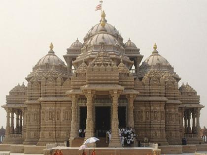 Initiative of BAPS Swaminarayan Sanstha to build Hindu temple in Bahrain too | बहरीनमध्येही उभारणार हिंदू मंदिर, बीएपीएस स्वामीनारायण संस्थेचा पुढाकार 