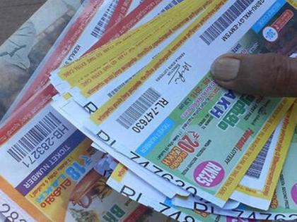 It's called luck! Came out overcoming Corona; The businessman won a lottery of five crores | याला म्हणतात नशीब! कोरोनावर मात करून बाहेर काय आला; व्यावसायिक पाच कोटींची लॉटरी जिंकला