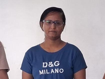 ahmedabad woman arrested 9 crore fraud 100 people grow money scheme | ३ फ्लॅट, ५० लाखांचं सोनं... महिलेने १०० लोकांची केली ९ कोटींची फसवणूक, 'असा' घातला गंडा ahmedabad woman arrested 9 crore fraud 100 people grow money scheme | ३ फ्लॅट, ५० लाखांचं सोनं... महिलेने १०० लोकांची केली ९ कोटींची फसवणूक, 'असा' घातला गंडा