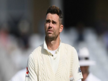 India vs England 5th Test: England paceman James Anderson fined | India vs England 5th Test: इंग्लंडचा वेगवान गोलंदाज जेम्स अँडरसनला दंड 