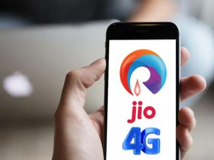 Jio's 4G service collapses, but 5G takes off; 9 crore customers shifted | जिओची 4G सेवा कोलमडली, पण 5G सुस्साट निघाली; ९ कोटी ग्राहक शिफ्ट झाले 