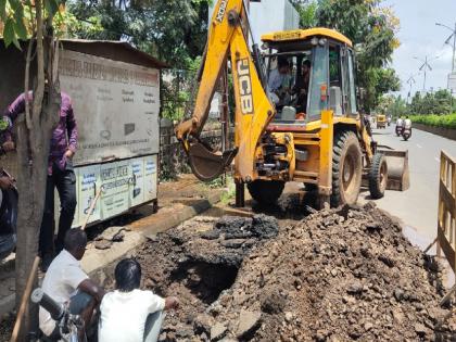 Leakage in water channel of Jeevan Authority in Satara | साताऱ्यात जीवन प्राधिकरणच्या जलवाहिनीला गळती