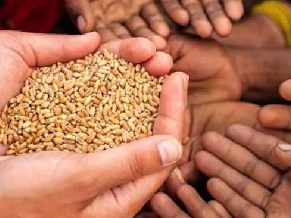 Server, biometric machine problem affects grain distribution at ration shops | सर्व्हर डाऊन, बायाेमेट्रिक मशीन ठप्प, मिळेना रेशनचे धान्य