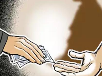 Rajapur resident Deputy Tehsildar arrested for taking bribe | राजापूरच्या निवासी नायब तहसीलदारांना लाच घेताना अटक