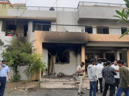 5 injured in gas leak blast in Nashik; The whole house collapsed | नाशिकमध्ये गॅस गळतीमुळे झालेल्या स्फोटात 5 जण जखमी; संपूर्ण घर उद्धवस्त