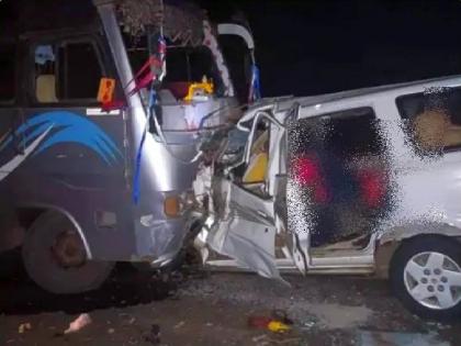 11 killed in horrific Bus-four-wheeler collision on amravati-betul road; The dead included five members of the same family | बस-तवेराची जबर धडक, भीषण अपघातात ११ ठार; मृतांमध्ये एकाच कुटुंबातील ५ जणांचा समावेश