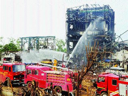 Explosion at a chemical factory near Shirpur; 13 killed | केमिकल फॅक्टरीत स्फोट; १३ ठार ५८ जखमी, मुख्यमंत्र्यांनी दिले चौकशीचे आदेश