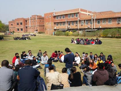 JNU organization challenges amendment of hostel rules in high court | जेएनयू संघटनेचे हायकोर्टात हॉस्टेल नियमावली दुरुस्तीला आव्हान