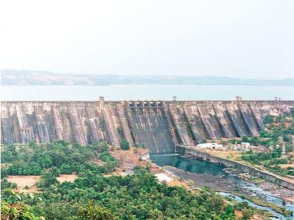 Mumbaikars, due to less rain, the month of May will pass badly; 90 percent stock in seven dams | मुंबईकरांनो कमी पावसामुळे मे महिना कसाबसा निघणार; सात धरणांत ९० टक्के साठा