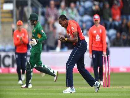 England beat Pakistan in T20, Eoin Morgan and Joe Root plays important knock | वर्ल्ड कपच्या तयारीला गेलेल्या पाकिस्तानची हार; इंग्लंडने ट्वेंटी-20त नमवले