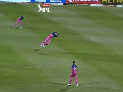CSK vs RR Latest News : Jos Buttler is just as good without the gloves, take brillient catch of Faf du Plessis, Video | CSK vs RR Latest News : जोस बटलरचा सुरेख झेल; जोफ्रा आर्चरनं दिला CSKला मोठा धक्का, Video