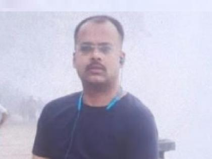 वारंवार फोन अन् मेसेज, केबिनमध्ये बोलावून प्राध्यापकाकडून विद्यार्थिनीशी गैरवर्तन; कोल्हापुरात शैक्षणिक क्षेत्रात खळबळ वारंवार फोन अन् मेसेज, केबिनमध्ये बोलावून प्राध्यापकाकडून विद्यार्थिनीशी गैरवर्तन; कोल्हापुरात शैक्षणिक क्षेत्रात खळबळ