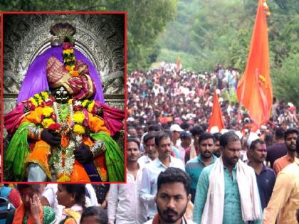 Jotiba Wadi Ratnagiri on the third Monday of the month of Shravan the Nagar Pradakshina begins in the presence of lakhs | Kolhapur- जोतिबा डोंगरावर लाखोंच्या उपस्थितीत नगर प्रदक्षिणेला सुरुवात