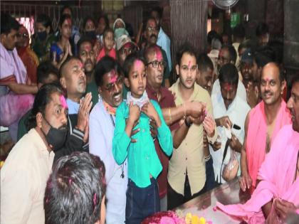 Jyotiba third kheta in excitement | जोतिबाचा तिसरा खेटा उत्साहात, लहान मुलांना मंदिर प्रवेश खुला केल्याने दर्शनासाठी भाविकांची गर्दी