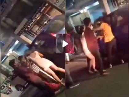 One lover! Viral Video of Lucknow Girls Fighting for one boyfriend on monday night road | Girlfriend's Clash: एकच प्रियकर! हायफाय आजी-माजी प्रेयसी भररस्त्यात भिडल्या; Video व्हायरल