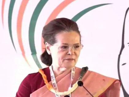 The need for collective efforts for change in Congress; Sonia Gandhi's statement in Chintan Shivir | काँग्रेसमधील परिवर्तनासाठी सामूहिक प्रयत्नांची गरज; चिंतन शिबिरात सोनिया गांधींचे प्रतिपादन