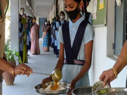 How will you cook khichdi without rice!; 8 thousand students are starving | तांदळाशिवाय खिचडी कशी शिजवशील रे भावा...!; साडे ८ हजार विद्यार्थी उपाशी