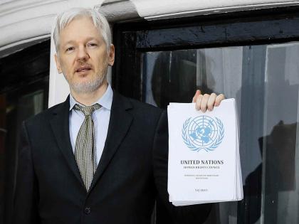 Julian Assange the man who shook the superpowers | Julian Assange : महासत्तेला हादरा देणारा माणूस