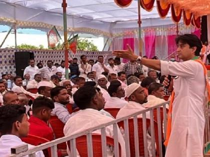 Support Modi to make India an economic superpower, Union Minister Jyotiraditya Scindia appeals | भारताला आर्थिक महासत्ता बनविण्यासाठी मोदींना साथ द्या, केंद्रीय मंत्री ज्योतिरादित्य सिंधिया यांचे आवाहन 