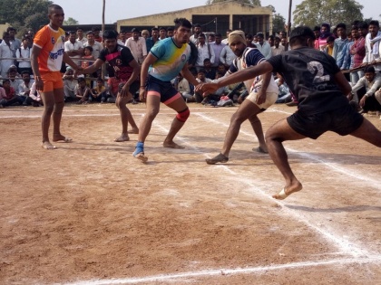 Kabaddi Tournament: Worli Sports club, Vihang mandal enter third round | कबड्डी स्पर्धा : वरळी स्पोर्ट्स, विहंग मंडळ तिसऱ्या फेरीत दाखल