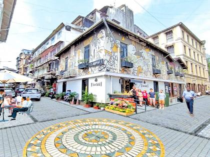 The kala ghoda area will shine; Plan to beautify five roads of 'A' Ward of Municipal Corporation | काळाघोडा परिसर चकाकणार; महापालिकेच्या ‘ए’ वॉर्डची पाच रस्ते सुशोभित करण्याची योजना