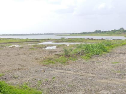 Anxiety increased! Even after two months of monsoon, the water storage project is dry | चिंता वाढली! पावसाळ्याचे दोन महिने उलटूनही पाणी साठवण प्रकल्प कोरडेठाक