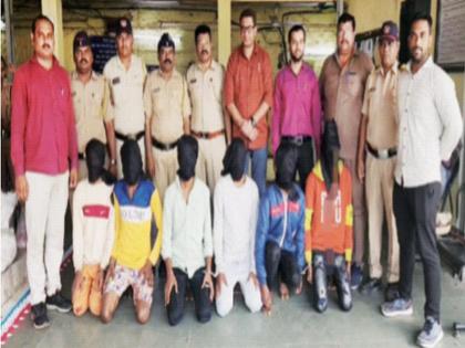 Armed robbers pounce on speeding Devagiri Express; 8 accused in custody | धावत्या देवगिरी एक्स्प्रेसमध्ये सशस्त्र दरोडेखोरांचा धुमाकूळ; ८ आरोपी अटकेत