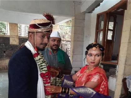 Dira tied the knot with widowed brother-in-law, also accepted the responsibility of three year old son | Satara News: विधवा भावजयीशी दिराने बांधली लग्नगाठ, तीन वर्षांच्या मुलाचीही स्वीकारली जबाबदारी