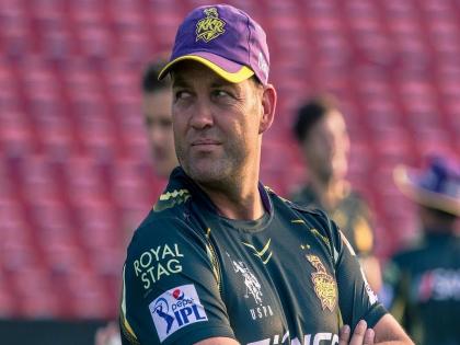 ICC World Cup 2019: India will be silly not to pick Dinesh Karthik for World Cup, says KKR coach Jacques Kallis | ICC World Cup 2019 : 'या' खेळाडूला वर्ल्ड कप संघात न घेतल्यास ती भारताची मोठी चूक ठरेल, जॅक कॅलिस