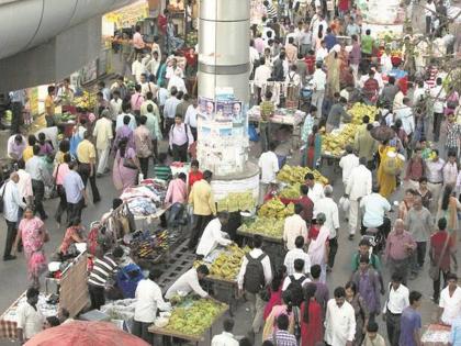 Waiting for hawkers | फेरीवाल्यांना प्रतीक्षा ओळखपत्राची