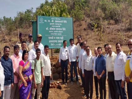 Bird sanctuary on Umbarli hill started to develop forest | उंबार्ली टेकडीवरील पक्षी अभय अरण्य विकसित करण्याचा शुभारंभ