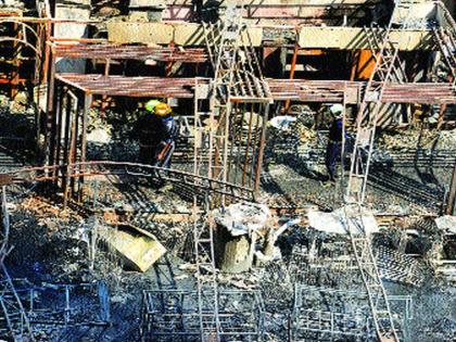 Kamala Mills fire: Mojo Bistro Pub owner episode till January 12 Police custody | Kamala Mills fire : मोजो बिस्ट्रो पबचा मालक युग पाठकला 12 जानेवारीपर्यंत पोलीस कोठडी