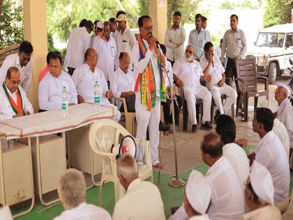 Congress does not have a campaign issue: Bhausaheb Kamble | काँग्रेसकडे प्रचाराचा मुद्दाच नाही-भाऊसाहेब कांबळे Congress does not have a campaign issue: Bhausaheb Kamble | काँग्रेसकडे प्रचाराचा मुद्दाच नाही-भाऊसाहेब कांबळे