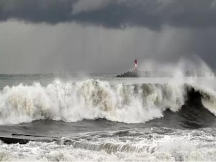 Kamchatka tsunami: A small corner of the world became an earthquake hotspot, shaking 12 countries in one go! Tsunami alert issued | Kamchatka Tsunami : जगाचा छोटासा कोपरा बनला भूकंपाचा अड्डा, एका झटक्यात 'या' १२ देशांना हादरवलं! त्सुनामीचा अलर्ट जारी Kamchatka tsunami: A small corner of the world became an earthquake hotspot, shaking 12 countries in one go! Tsunami alert issued | Kamchatka Tsunami : जगाचा छोटासा कोपरा बनला भूकंपाचा अड्डा, एका झटक्यात 'या' १२ देशांना हादरवलं! त्सुनामीचा अलर्ट जारी