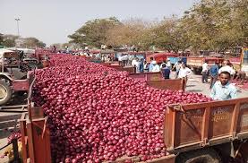 Onion sold at the highest price of Rs. 2862 at the auction at Lasalgaon | लासलगाव येथील लिलावात कांदा २८६२ रूपये सर्वाधिक दराने लिलाव