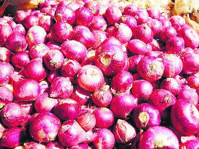  Onion prices are higher in retail markets | किरकोळ बाजारात कांद्याचे भाव जास्तच