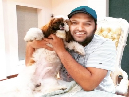 Comedy king Kapil Sharma's latest Pic with His Pet | ना घर का ना घाट का कपिल शर्माची अशी झाली अवस्था,नवीन फोटो Viral