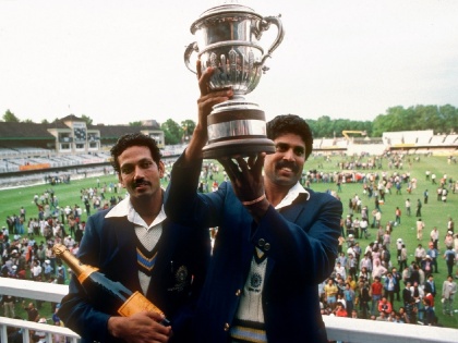 Viral Photo : How much 1983 world cup winning kapil dev's team earned for one match, you can't believe | 1983 च्या वर्ल्ड कप विजेत्या संघाला मिळायचे इतके मानधन; Viral Photo पाहून विश्वास बसणार नाही