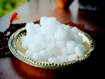 7 health benefits of camphor | कापरचे हे ७ आरोग्यदायी फायदे वाचून व्हाल थक्क!